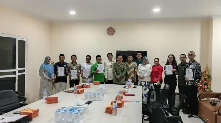 Pemkab Buol Serahkan LHP Dana Bantuan Parpol Tahun 2025