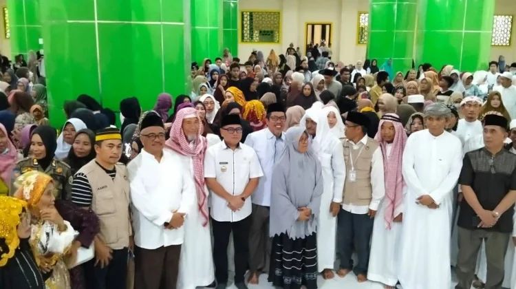 Pemda Buol Sambut Haru Kedatangan Jemaah Haji: Semoga Menjadi Haji yang Mabrur