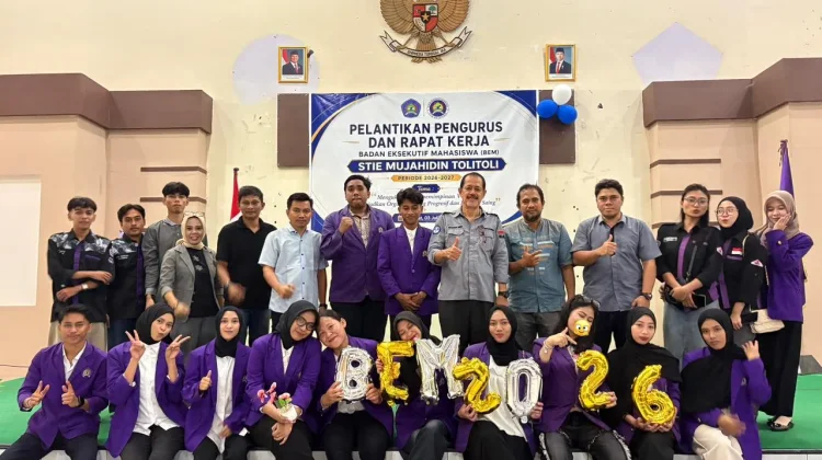 Ketua STIE Mujahidin Lantik Pengurus BEM Periode 2026/2027