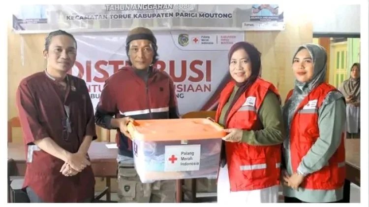 PMI Parigi Moutong Salurkan Bantuan bagi Korban Gempa di Torue