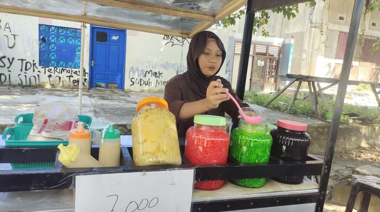 Cendol Ayah Nia Jadi Favorit Warga Tolitoli saat Cuaca Panas