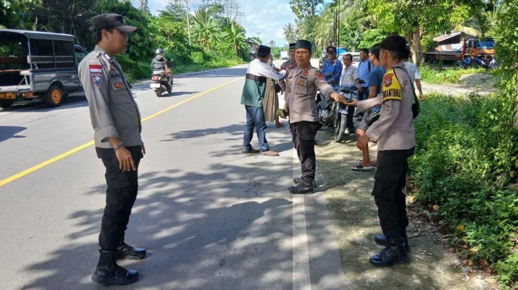 Patroli Rutin Polsek Tomini Perkuat Keamanan Wilayah Palasa