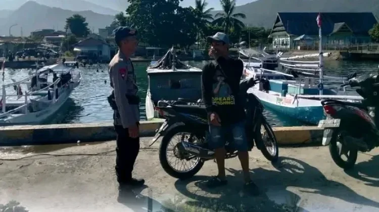 Hari Libur, Brimob Intensifkan Patroli SAR di Dermaga Tanjung Batu