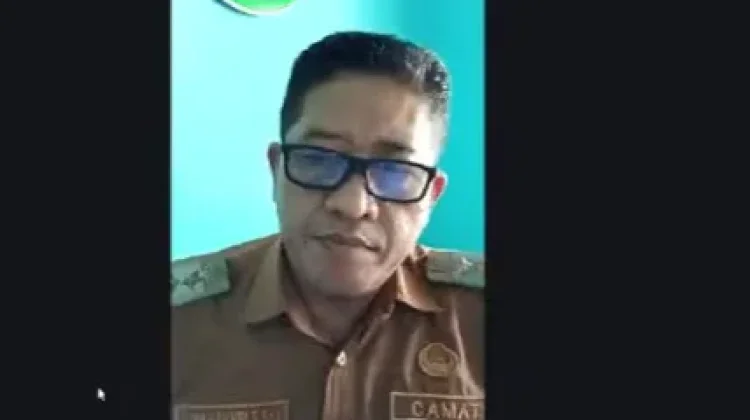 Camat Tolitoli Utara Ingatkan Kades Patuhi Aturan Desa