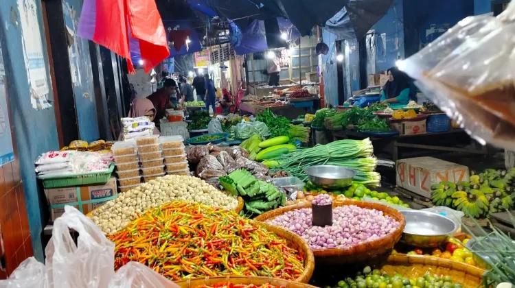 Harga Sembako di Pasar Susumbolan Tolitoli Masih Stabil