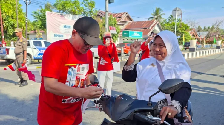 Pemkab Buol Canangkan Gerakan Pembagian Bendera Merah Putih