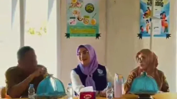 Ketua TP PKK Buol Ikut Penilaian Posyandu di Desa Busak