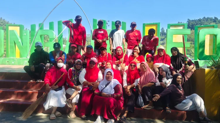 Kelurahan Leok 1 Gelar Kerja Bakti Sambut HUT RI dan POPDA