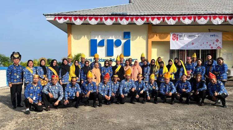 Atribut Daerah Warnai Upacara HUT Ke-81 RI di RRI Tolitoli