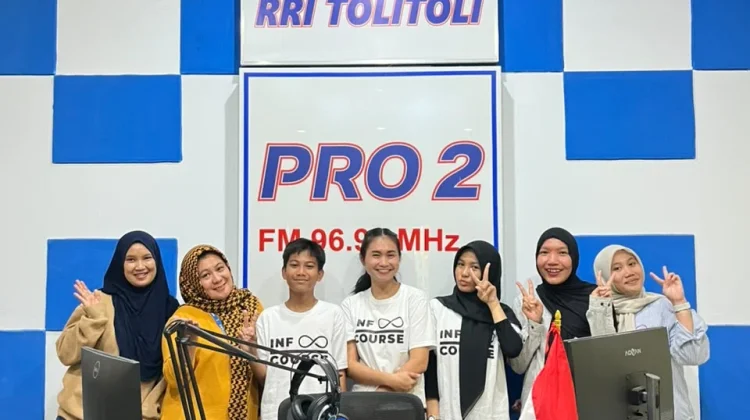 Pro 2 RRI Tolitoli Luncurkan English Corner untuk Generasi Muda