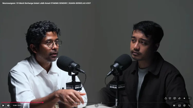 Dr Ryan Ungkap Bahaya Kecanduan Konten Media Sosial