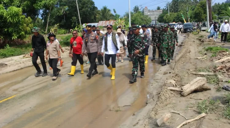 Bupati Parigi Moutong Pantau Lokasi Banjir Bandang di Desa Avolua