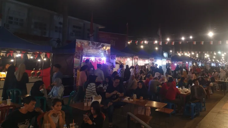 Malam Ketujuh Merdeka Fest x RRI Fest Tetap Ramai