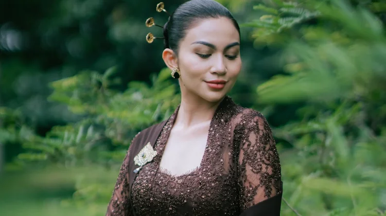 Tujuh Artis Indonesia Ubah Identitas Panggung, Ariel Tatum Jadi Terbaru