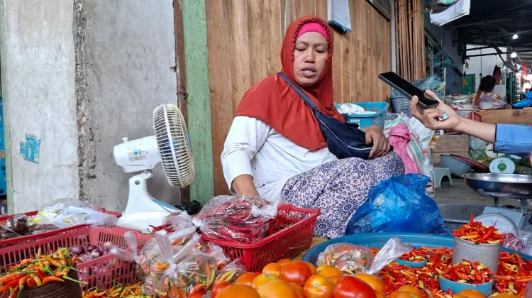 Musim Kemarau Harga Cabai di Pasar Masomba Palu Melonjak