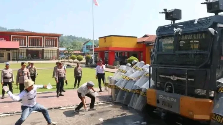 Asah Kesiapsiagaan, Polres Tolitoli Gelar Latihan Dalmas