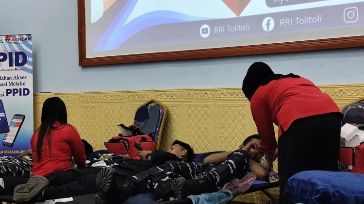 RRI Tolitoli Gelar Donor Darah Sambut Hari Radio ke-81