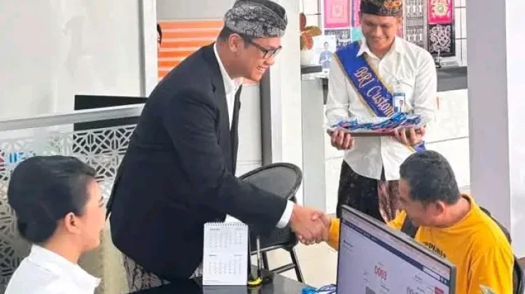 Semarak Hari Pelanggan, BRI Parigi Sambut Nasabah dengan Nuansa Adat