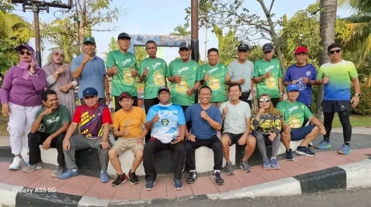 Jalan Kaki Jadi Pilihan Sederhana Bangun Generasi Sehat