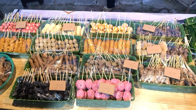 Berawal dari Makanan Keluarga, Yeyen Kembangkan Angkringan A&dis