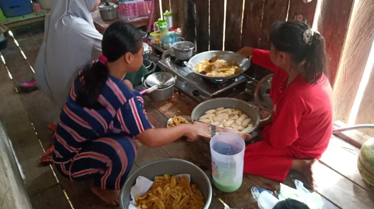 Fani Bertahan Dua Dekade Menjalankan Usaha Kuliner di Buol