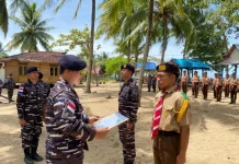 Lanal Tolitoli Gelar Persami KKRI Bentuk Karakter Pelajar