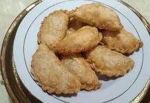 Jalangkote Camilan Khas yang Banyak di Gemari Masyarakat