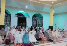 Ustaz Falatehan Ajak Jamaah Maknai Cinta Allah Ramadan