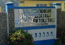 Hangatnya Lebaran Datang Bersama Hak Guru di Tolitoli
