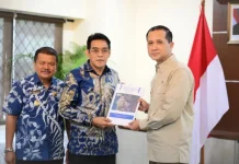 Kementrans Dorong Produktivitas Durian Parigi Moutong Tarik Investor