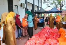BNI Buol Salurkan Paket Sembako untuk Warga di Bulan Ramadan