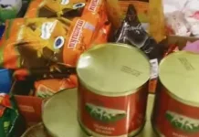 Jelang Lebaran, Warga Tolitoli Ramai Berburu Bahan Kue