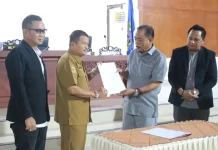 Wabup Parigi Moutong Hadiri Paripurna Bahas Packing House
