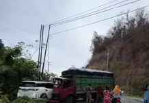 Fortuner Tabrak Truk Dyna di Tikungan Avulua Parigi