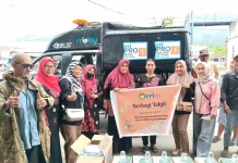 Dharma Wanita RRI Tolitoli Tebar Kepedulian Lewat Aksi Berbagi Takjil
