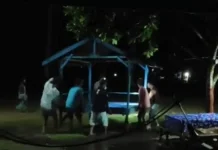 Warga Buol Gotong Royong Benahi Wisata Maninang Beach