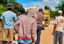 Gotong Royong DPRD Buol Perbaiki Jembatan Vital Warga