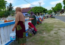Camat Dakopemean Optimistis Desa Galumpang Raih Juara Kembali