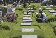 Tradisi Ziarah Kubur jelang Iduladha, Wujud Doa dan Pengingat Kehidupan Akhirat