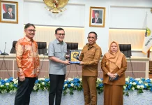 Gubernur Sulteng-Barantin Genjot Hilirisasi Ekspor Durian dan Kelapa