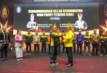 Gubernur Sulteng Terima Gelar Kehormatan Balengga Ntodea