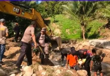 Bronjong, Geobag, dan Jembatan Darurat Percepat Pemulihan Banjir