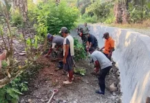 Semangat Gotong Royong Warnai Pembersihan Saluran Air di Kinapasan