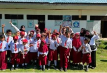SPPG Baolan 01 Salurkan MBG Perdana ke Pulau Lutungan