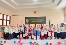 Dharmayukti Karini Buol Salurkan Beasiswa bagi Warga Peradilan
