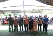Wabup Abdul Sahid Hadiri HUT ke-19 Desa Khatulistiwa