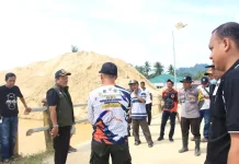 Wabup Abdul Sahid Tinjau Normalisasi Sungai di Desa Air Panas