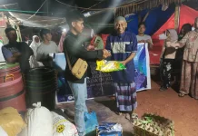 Warga Bajugan Galang Bantu Korban Kebakaran di KM 1