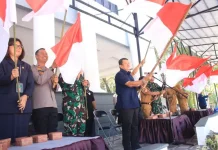 Wakil Bupati Parigi Moutong Canangkan Gerakan Pembagian Bendera