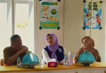 Ketua TP PKK Buol Ikut Penilaian Posyandu di Desa Busak
